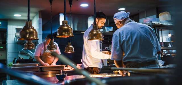 Derfor er slangeoprulleren ideel til storkøkkenet