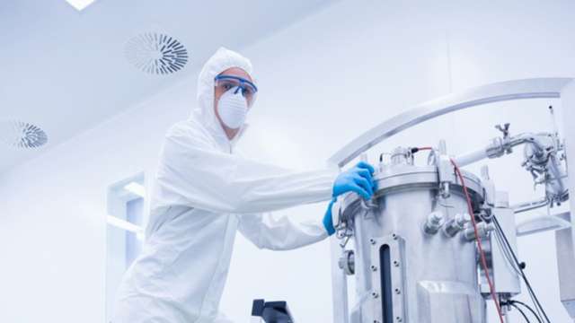 Pharma showdown: Clearway vs. Cleanroom