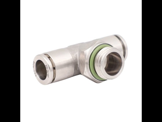 Push-in T-stykke med svirvel og BSPP gevind, fremstillet i rustfrit stål AISI 316. Inkl. Viton-pakning. Velegnet til trykluftsslanger. Bestil via webshop her!