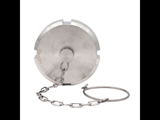DIN slutmuffe i rustfrit stål med tap og kæde sikrer hygiejnisk og pålidelig aflukning. Perfekt til levnedsmiddelproduktion. Bestil via webshop her!